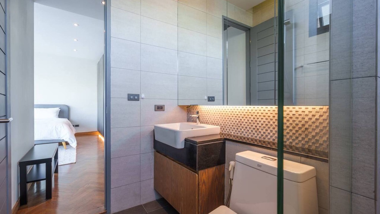 Photo of Bathroom in Khlong Tan Nuea