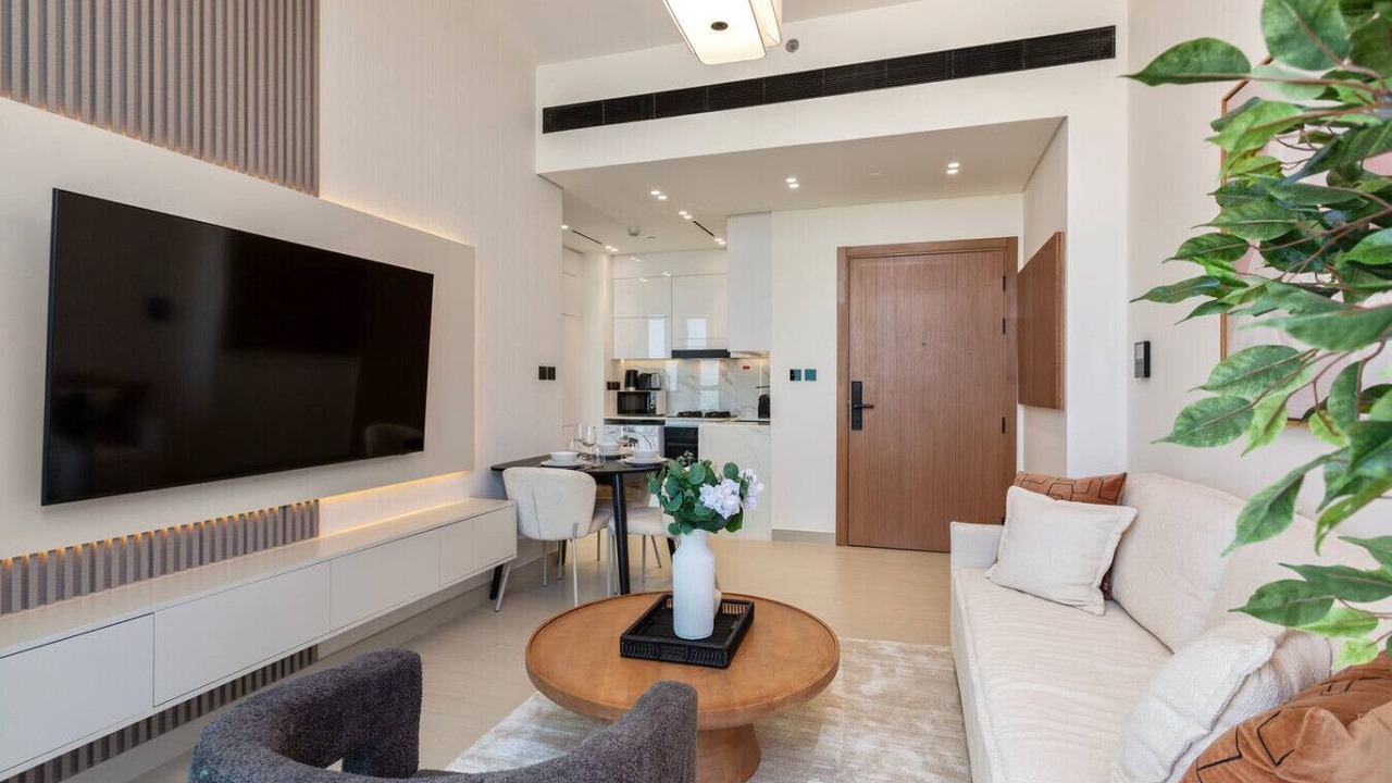 Photo of Livingroom in Jumeirah Village Circle