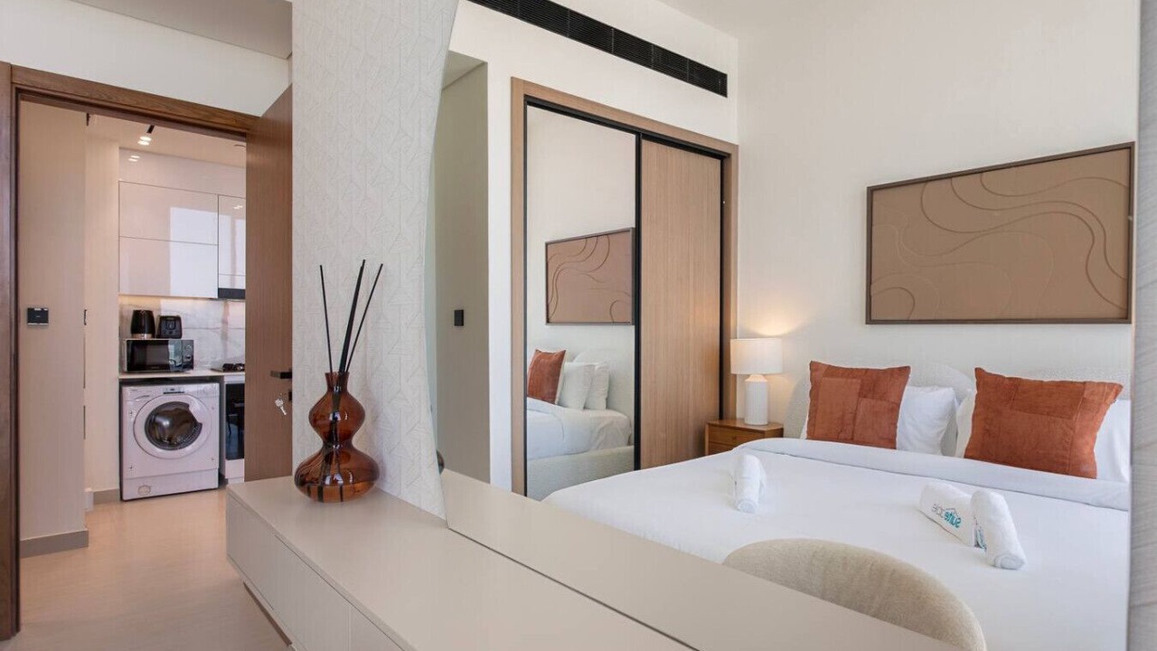 Photo of Bedroom in Jumeirah Village Circle
