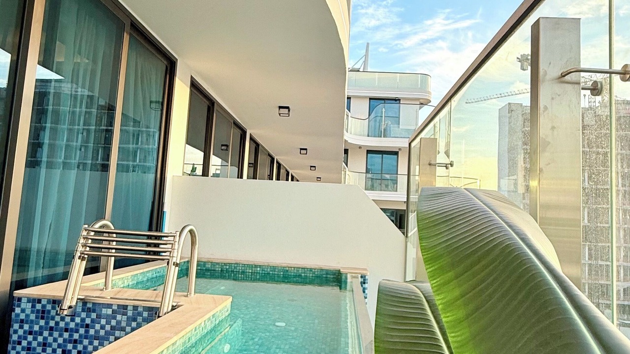 Photo of Outdoor in Trade Centre 1