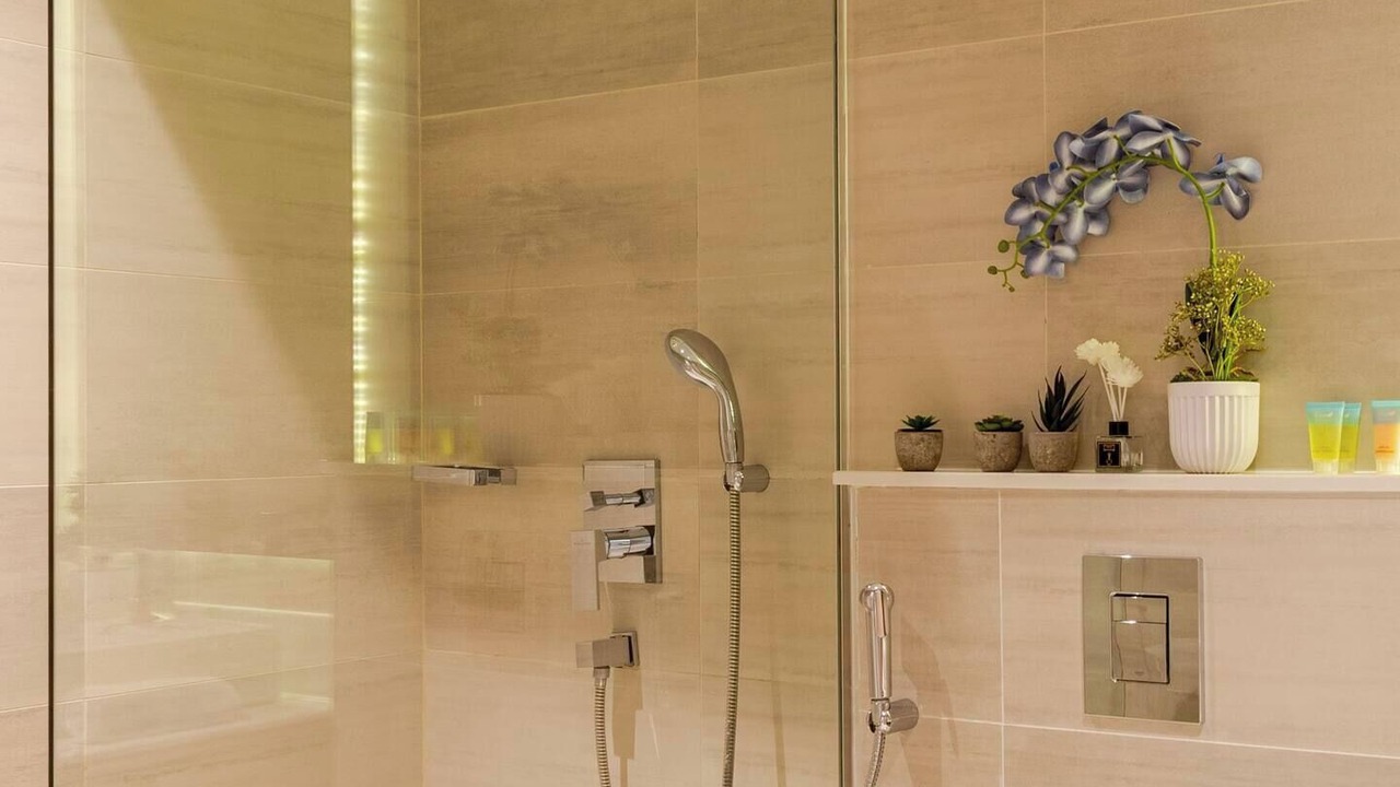 Photo of Bathroom in Trade Centre 1