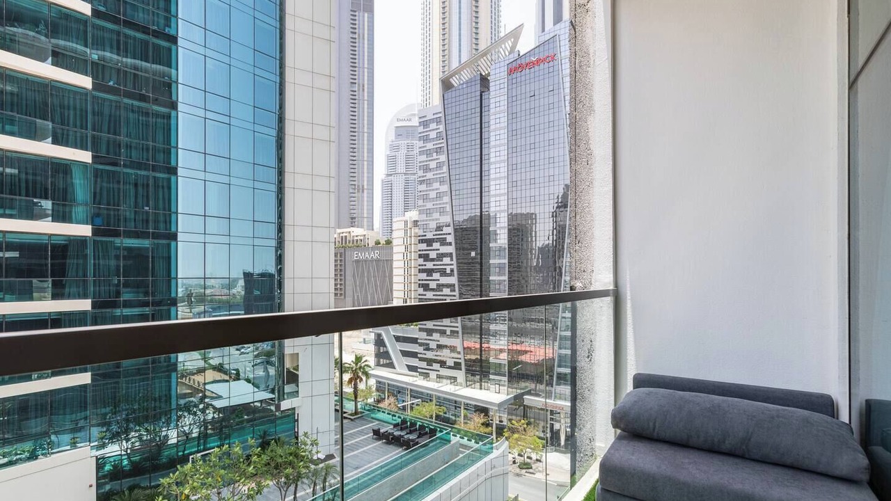 Photo of Patio Balcony in Trade Centre 1