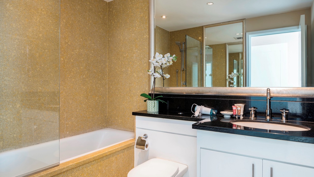 Photo of Bathroom in Yan Nawa