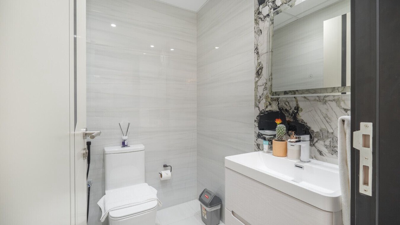Photo of Bathroom in Discovery Gardens