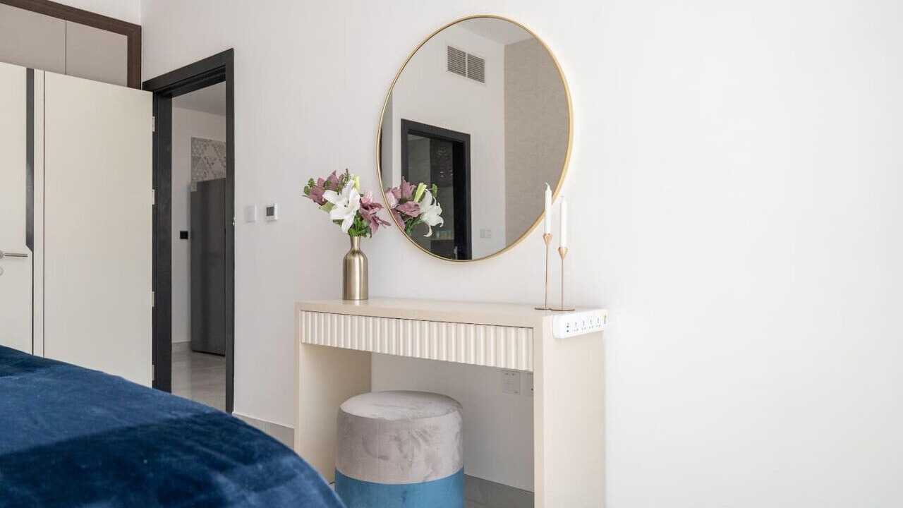 Photo of Bedroom in Discovery Gardens