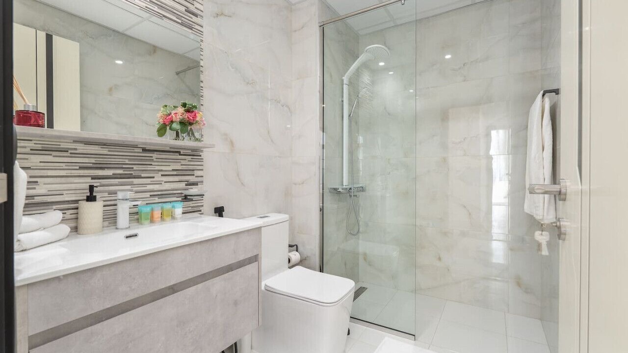 Photo of Bathroom in Discovery Gardens