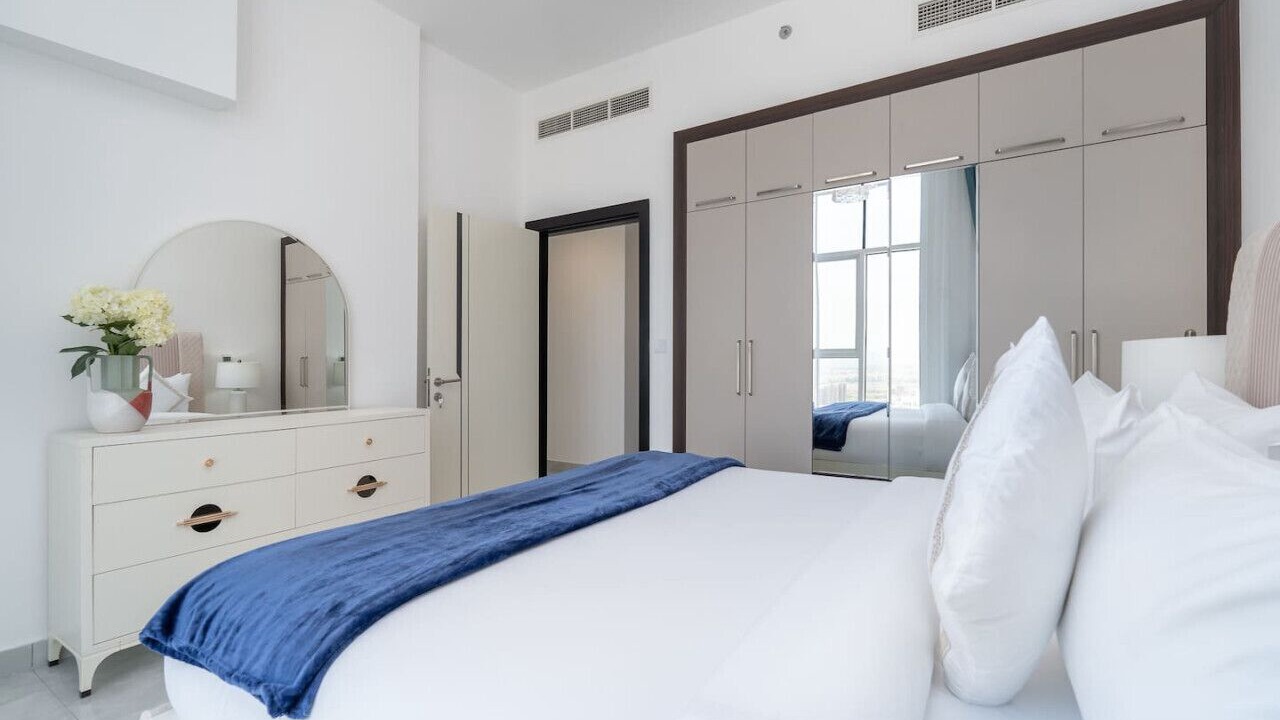 Photo of Bedroom in Discovery Gardens