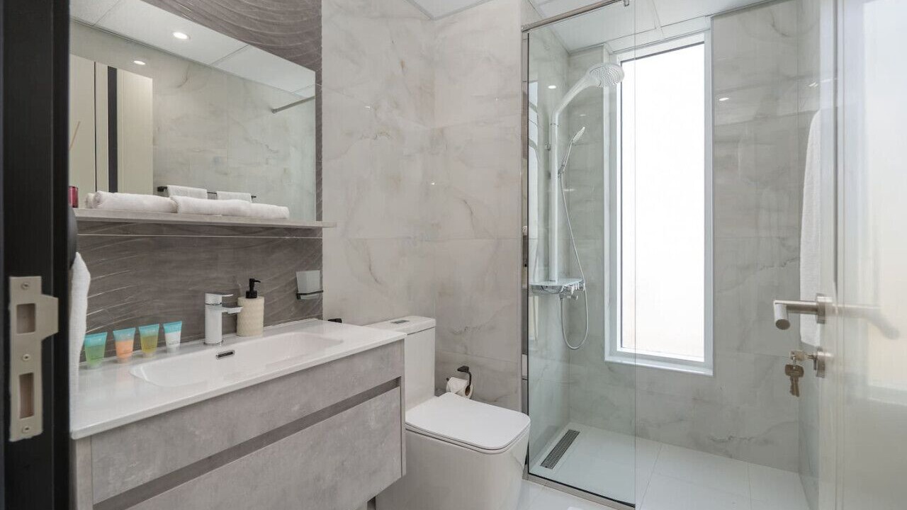 Photo of Bathroom in Discovery Gardens