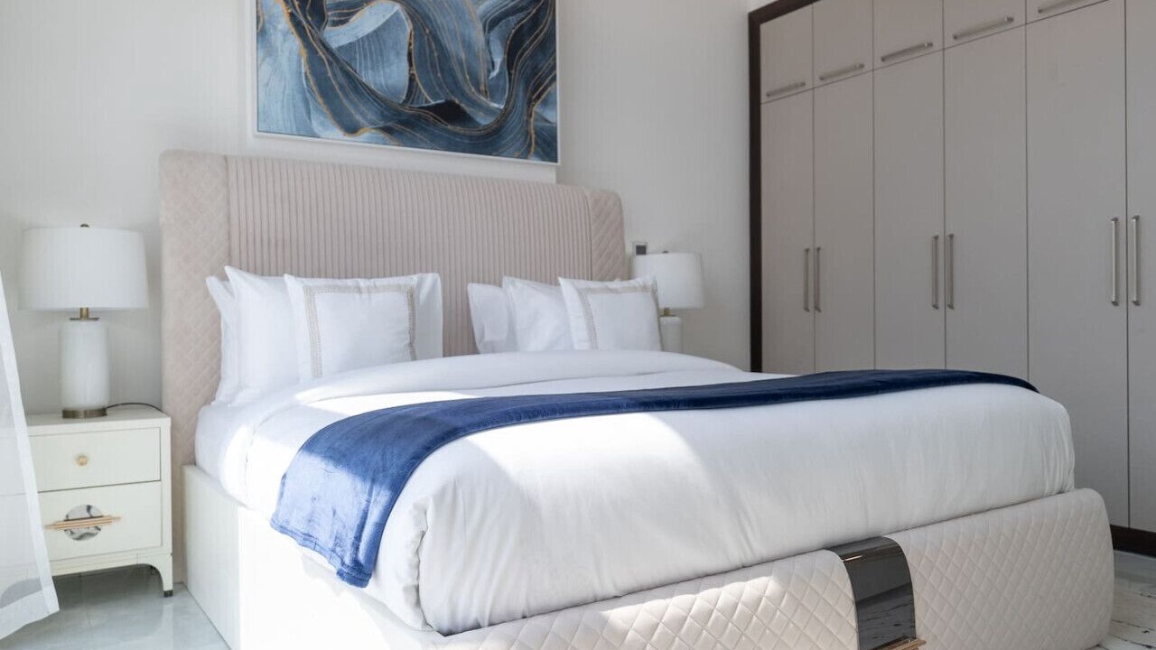Photo of Bedroom in Discovery Gardens