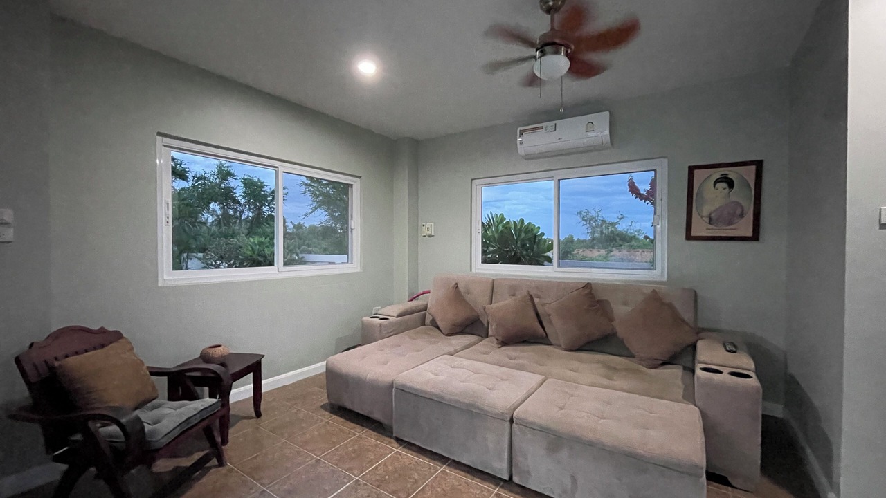 Photo of Livingroom in Kui Buri