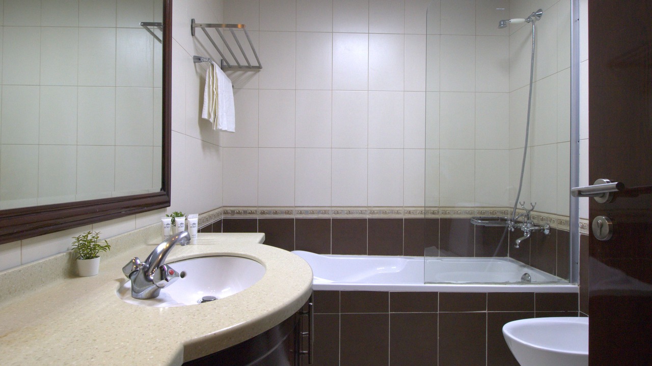 Photo of Bathroom in Jebel Ali