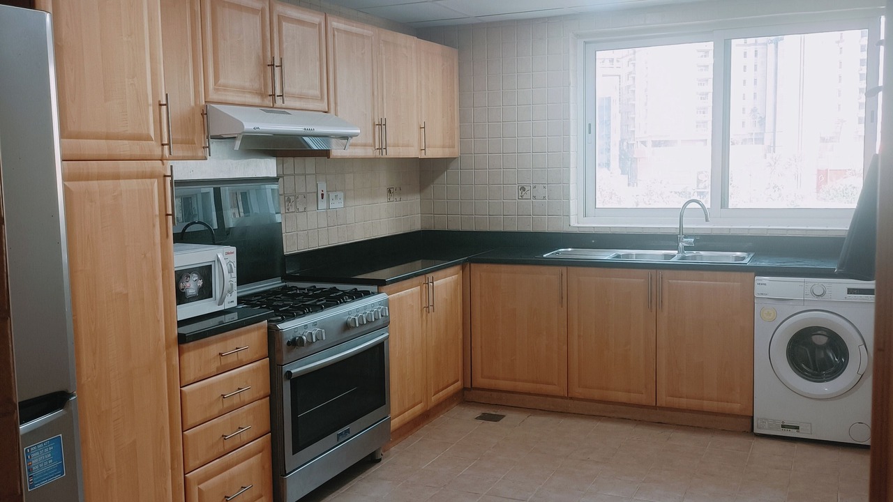 Photo of Kitchen in Al Muraqqabat