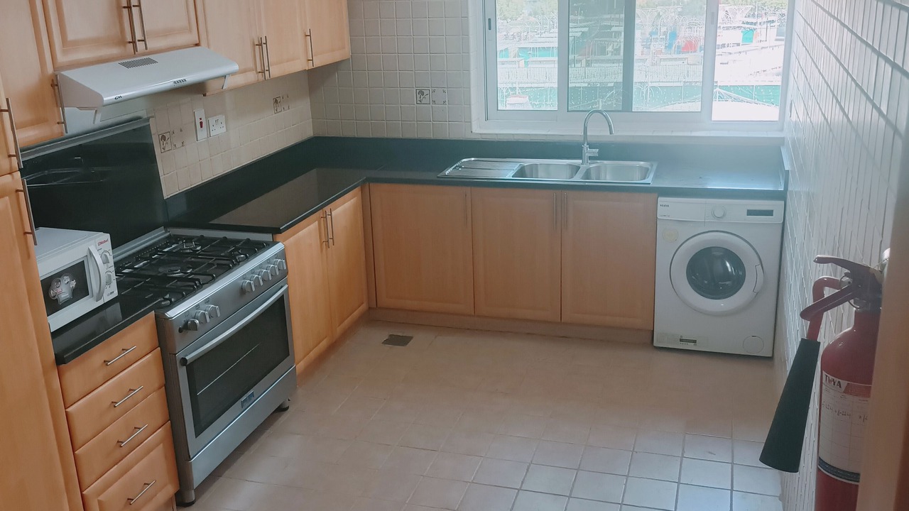 Photo of Kitchen in Al Muraqqabat