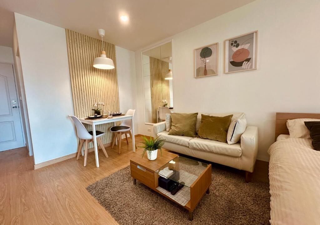 Photo of Livingroom in Phra Khanong