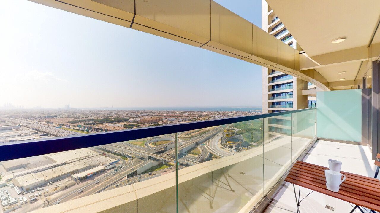 Photo of Patio Balcony in Sheikh Zayed Road