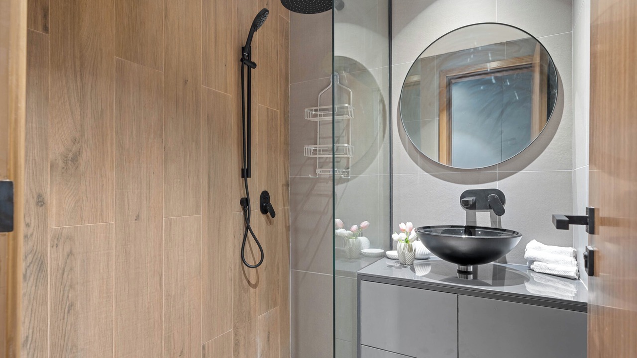 Photo of Bathroom in Al Quoz
