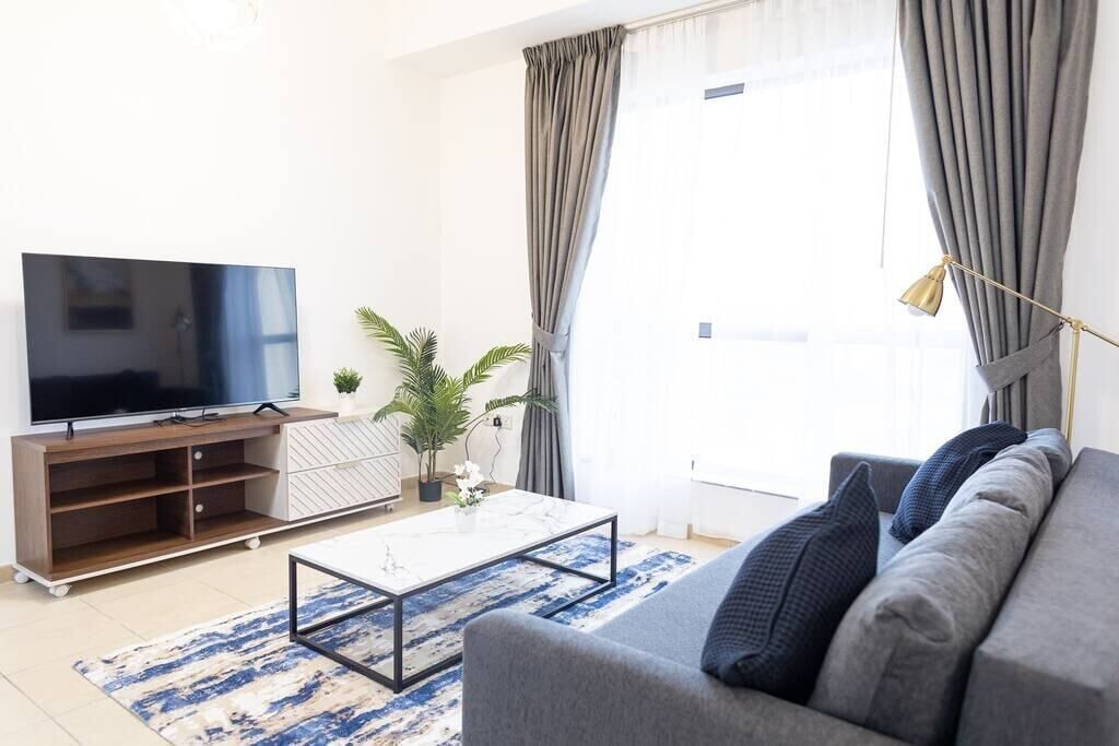Photo of Livingroom in Trade Centre 1
