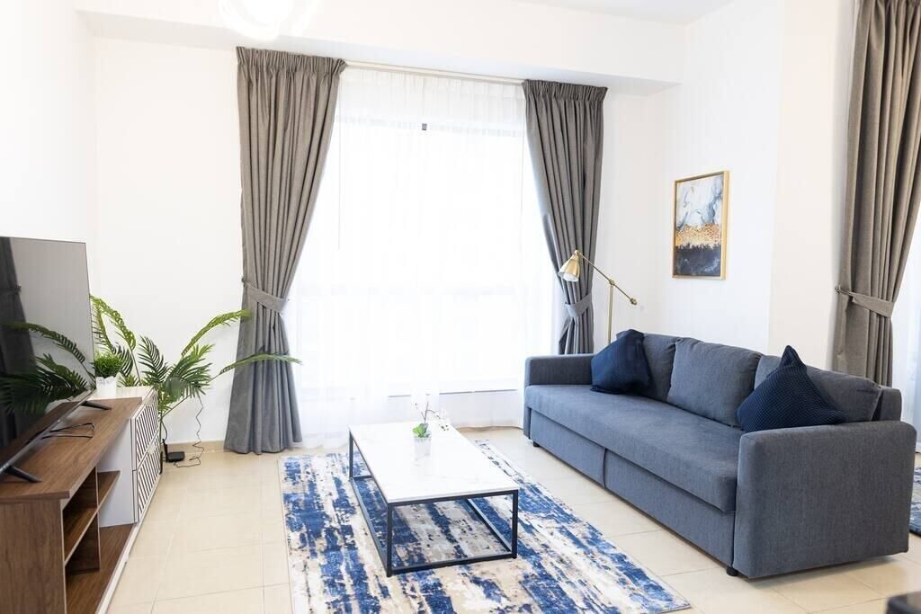Photo of Livingroom in Trade Centre 1