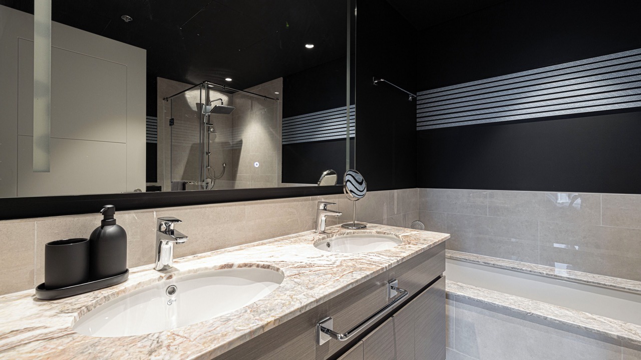 Photo of Bathroom in Al Wasl