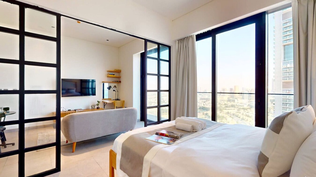 Photo of Bedroom in Jumeirah Village Triangle
