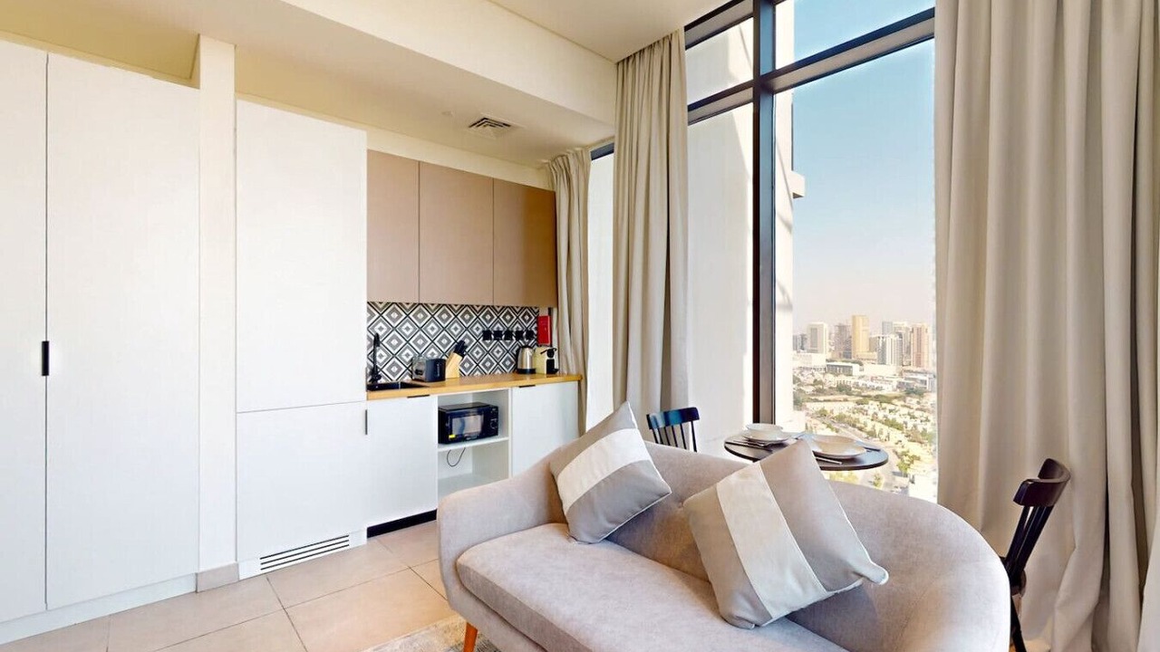 Photo of Livingroom in Jumeirah Village Triangle