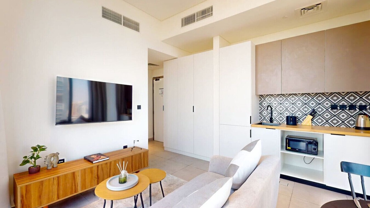 Photo of Livingroom in Jumeirah Village Triangle