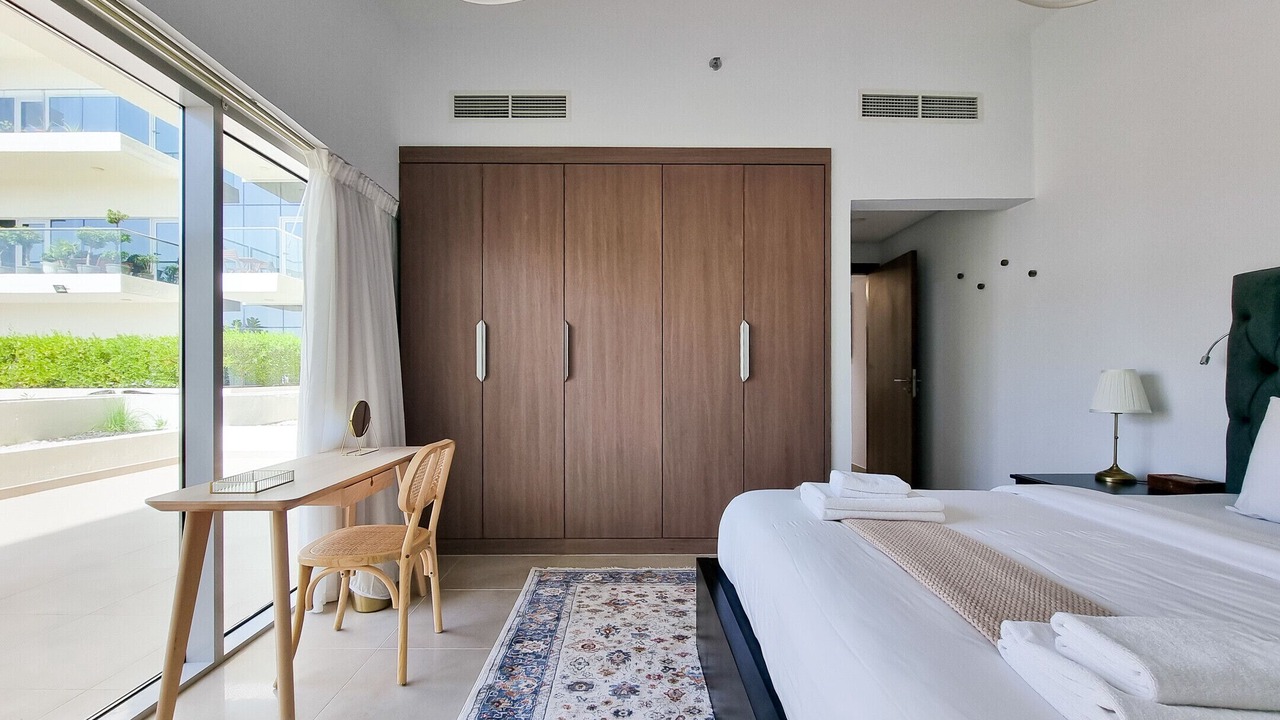 Photo of Bedroom in Discovery Gardens