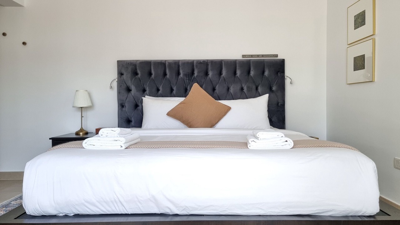 Photo of Bedroom in Discovery Gardens