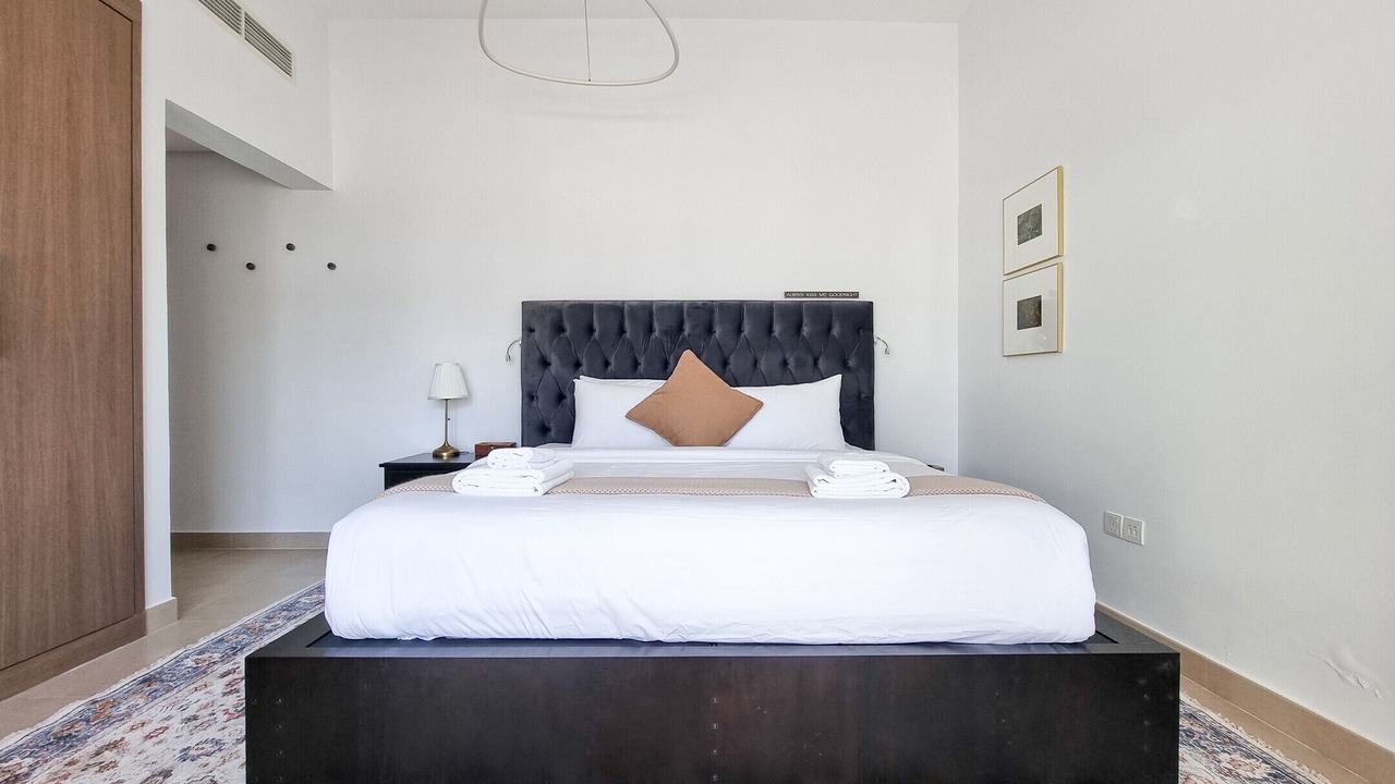 Photo of Bedroom in Discovery Gardens