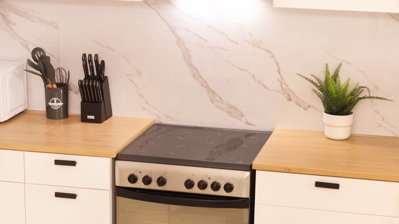 Photo of Kitchen in Jabal Ali 2