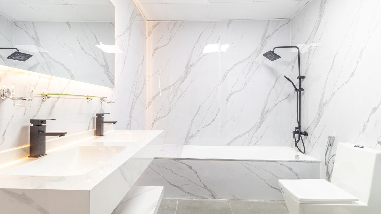 Photo of Bathroom in Jabal Ali 2