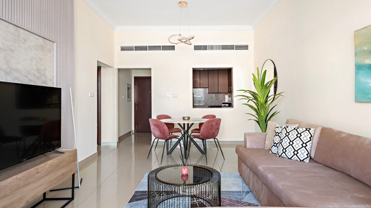 Photo of Livingroom in Trade Center