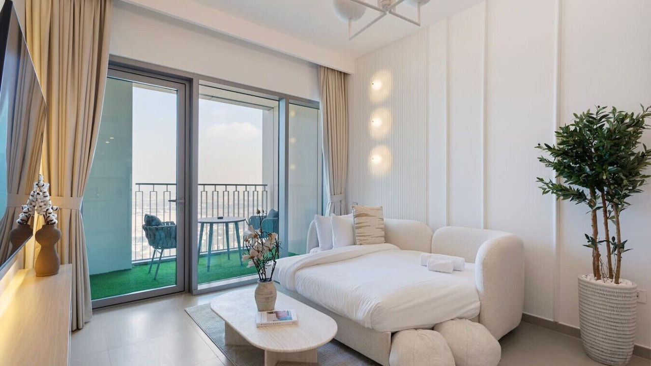 Photo of Livingroom in Trade Center