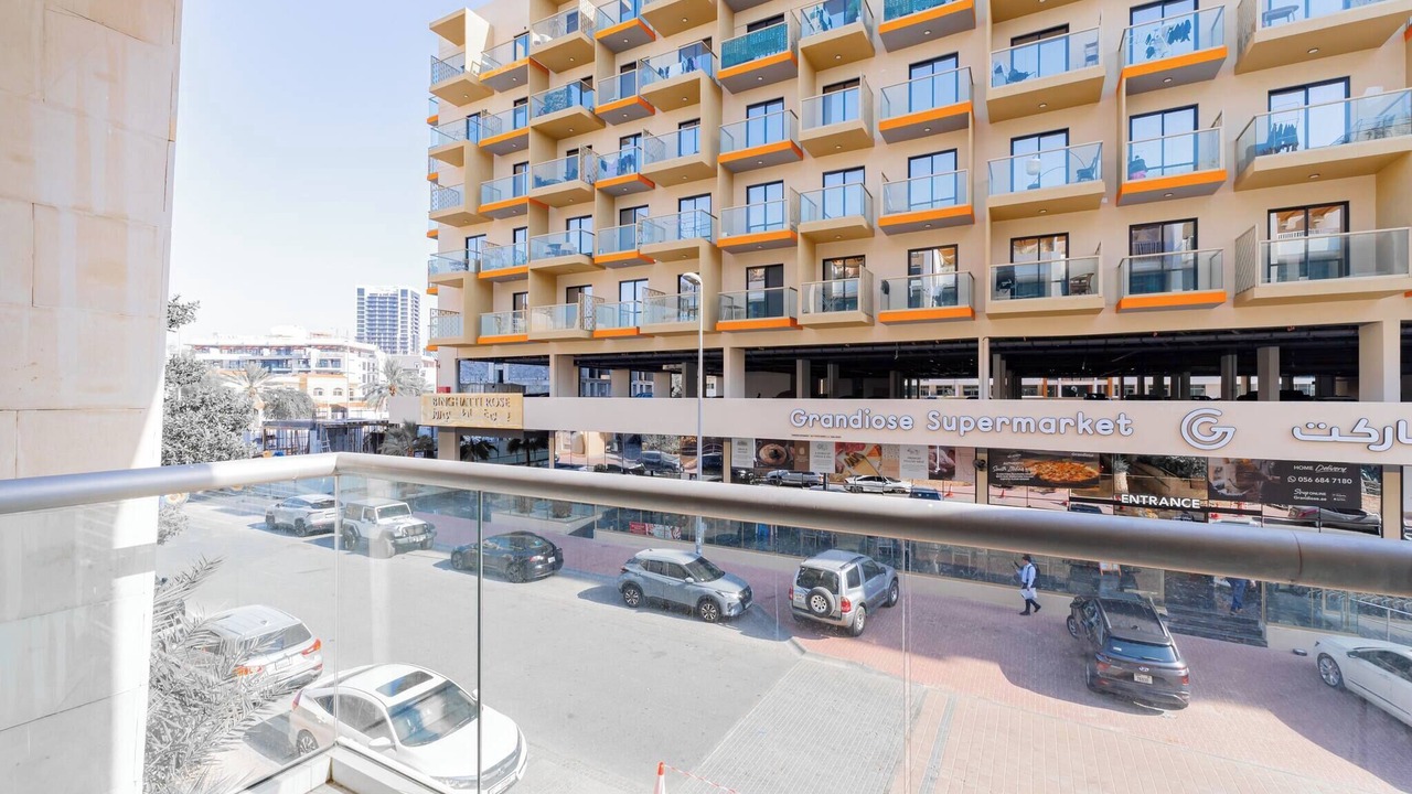 Photo of Patio Balcony in Jumeirah Village