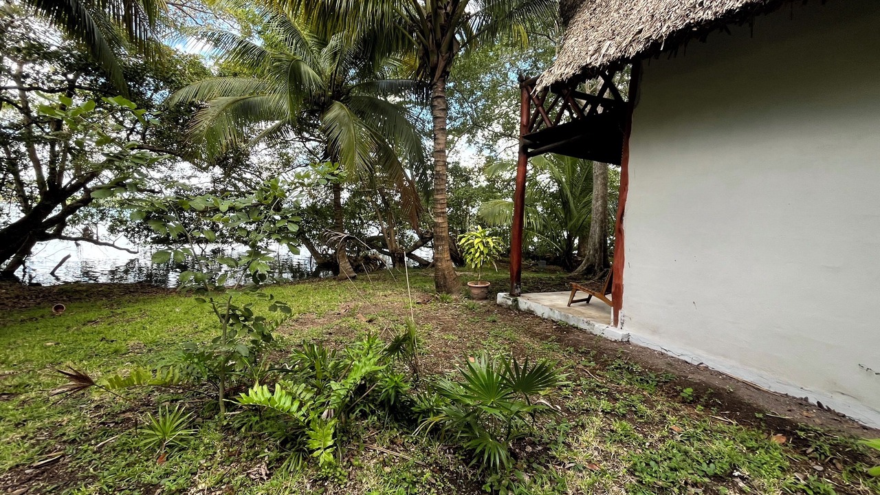 Photo of Outdoor in Huay-Pix