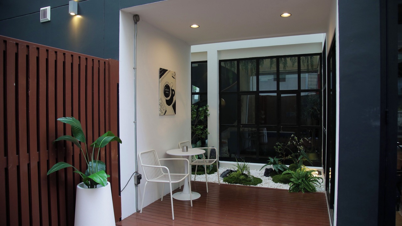 Photo of Outdoor in Phra Khanong Nuea