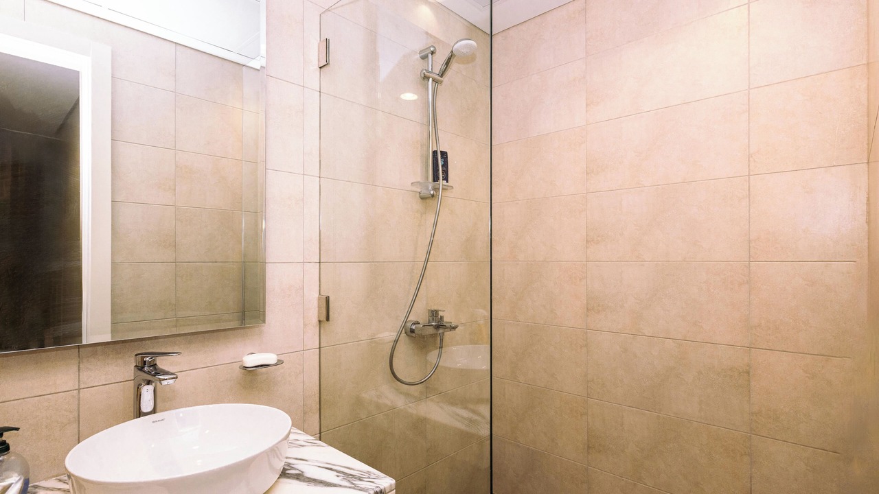 Photo of Bathroom in Sheikh Zayed Road