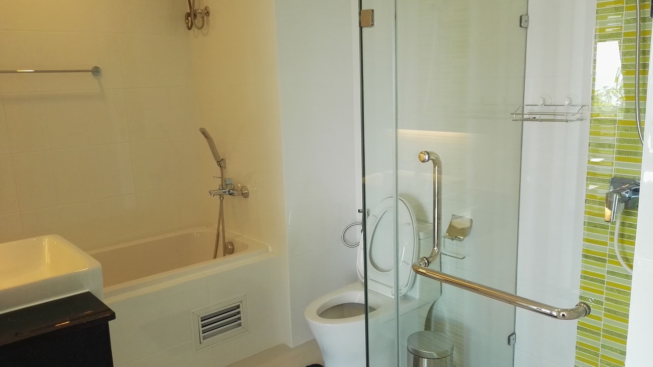 Photo of Bathroom in Tha Thaewawong