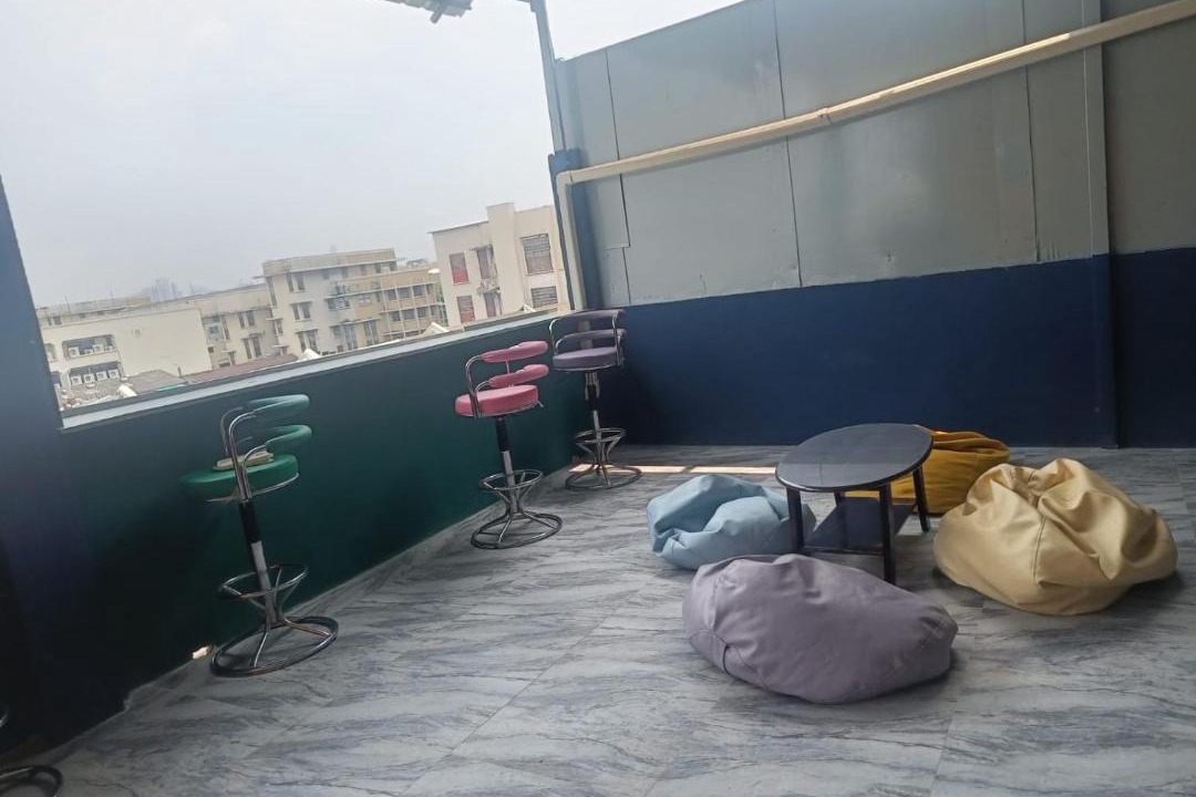 Photo of Patio Balcony in Talat Yot