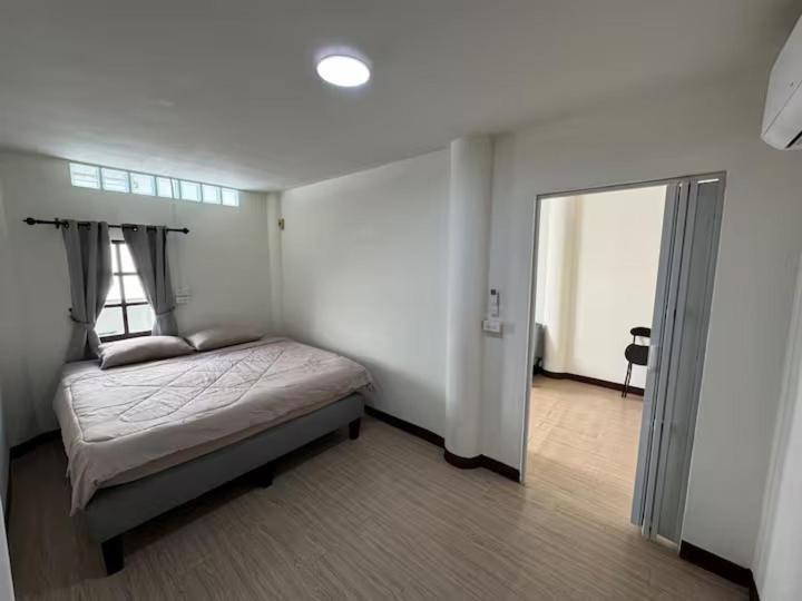 Photo of Bedroom in Anusawari