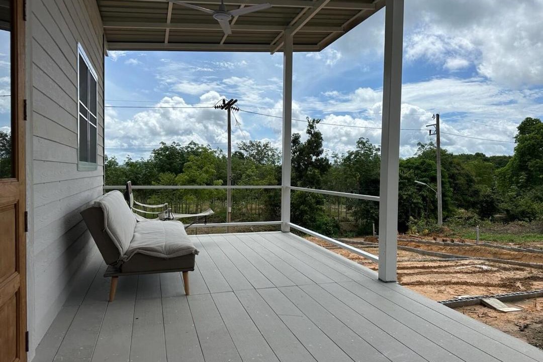 Photo of Patio Balcony in Nuea Khlong