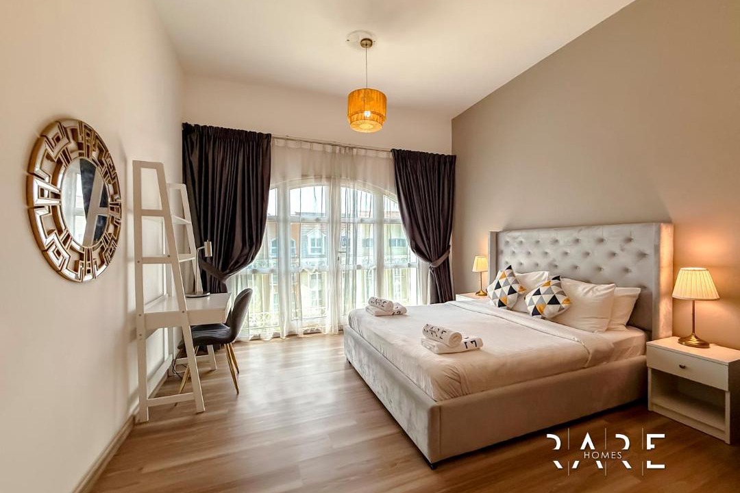 Photo of Bedroom in Discovery Gardens