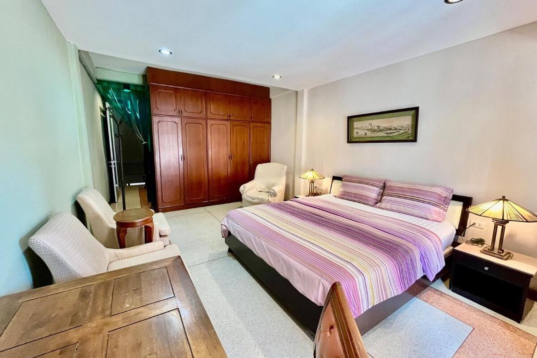 Photo of Bedroom in Phra Khanong