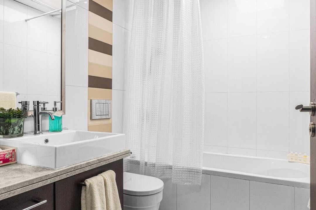 Photo of Bathroom in Downtown Dubai