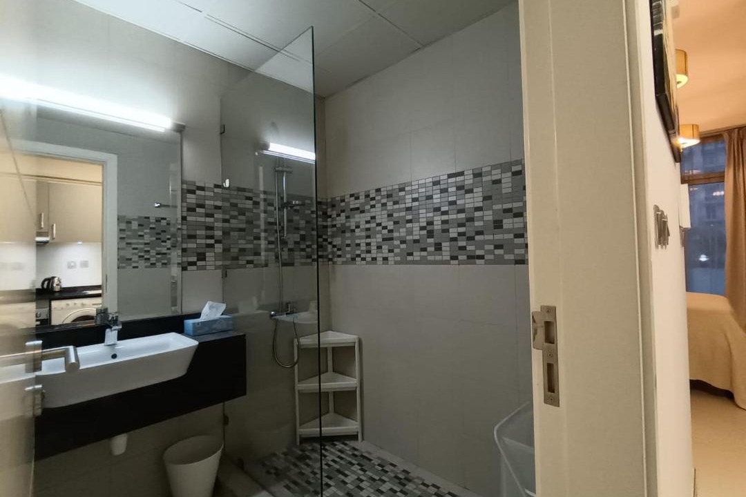 Photo of Bathroom in Discovery Gardens