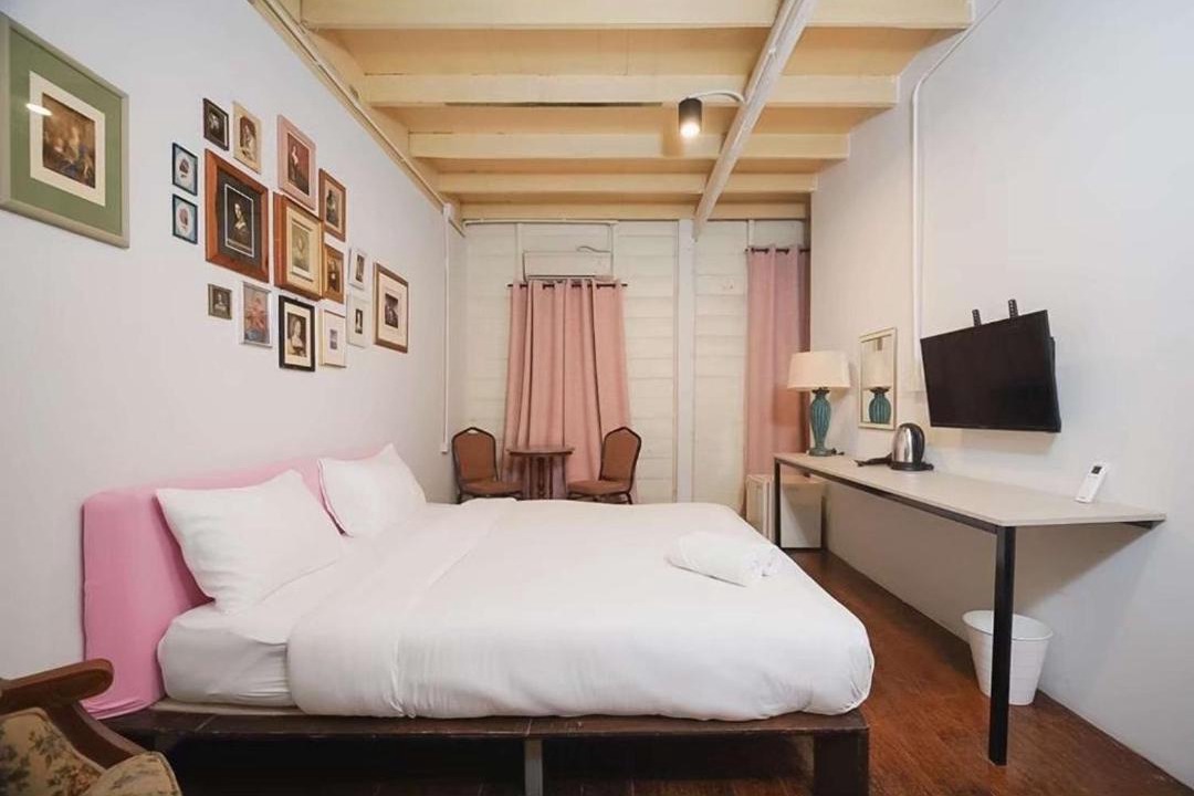 Photo of Bedroom in China Town