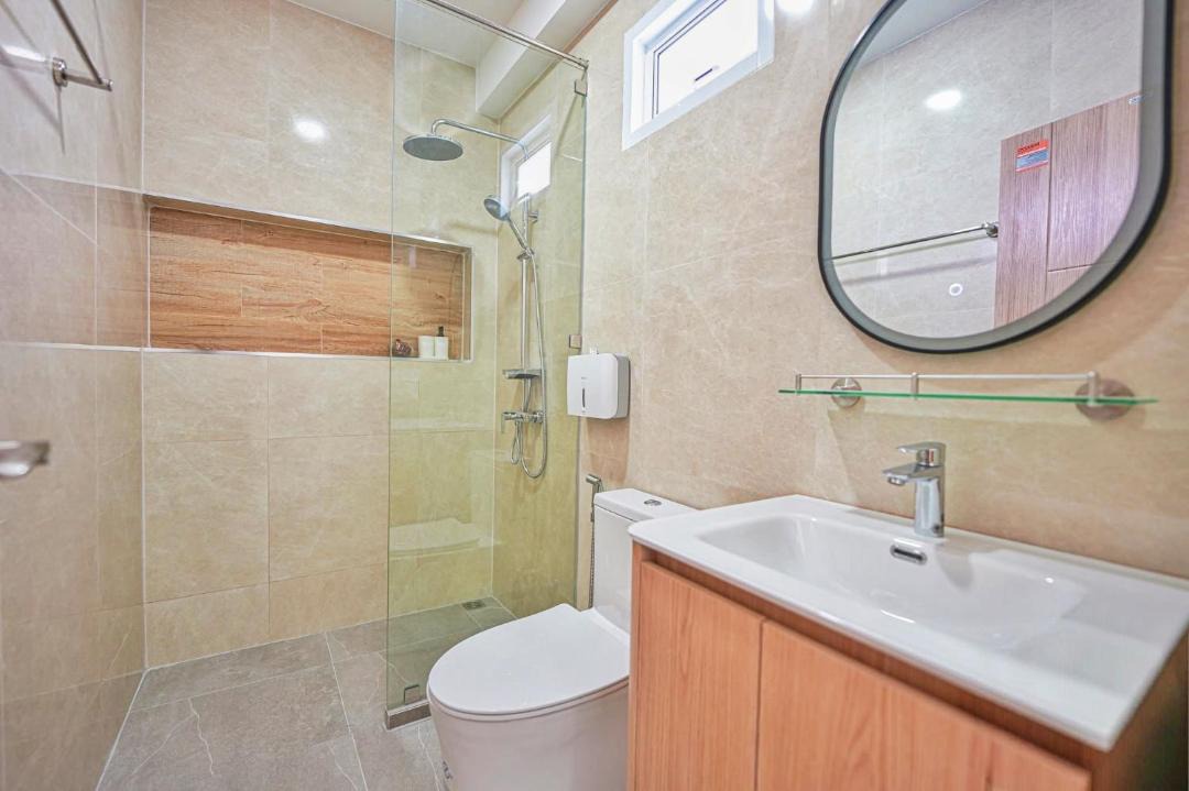 Photo of Bathroom in Pong