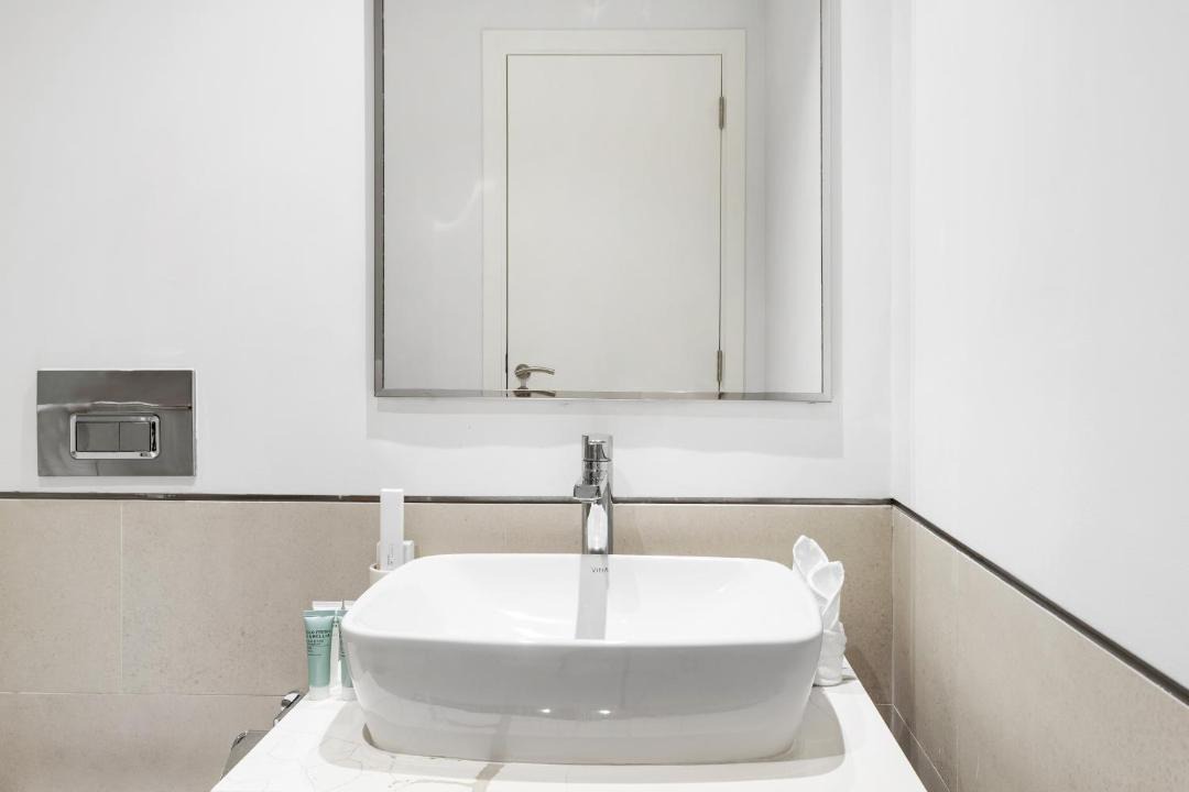 Photo of Bathroom in Umm Suqeim 3