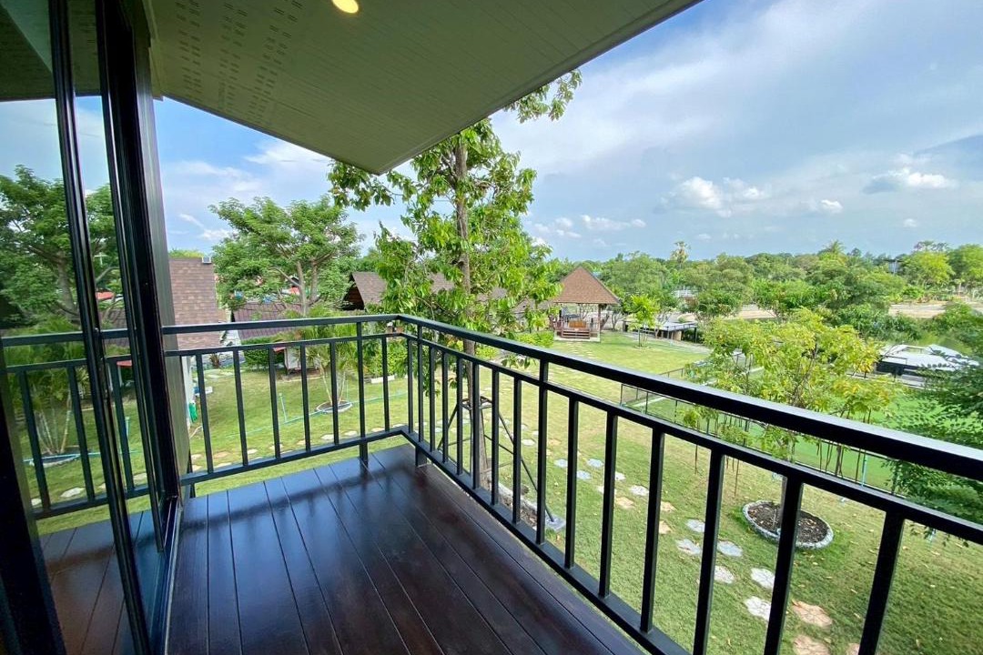 Photo of Patio Balcony in U Thong