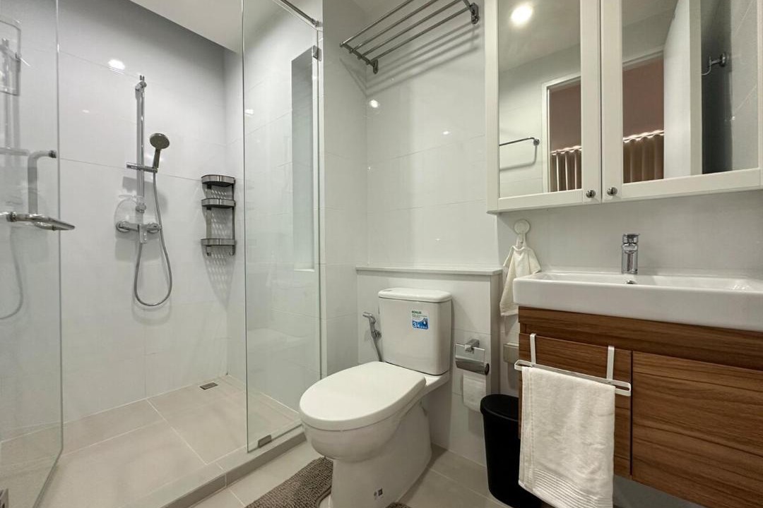 Photo of Bathroom in Khlong Toei Nuea